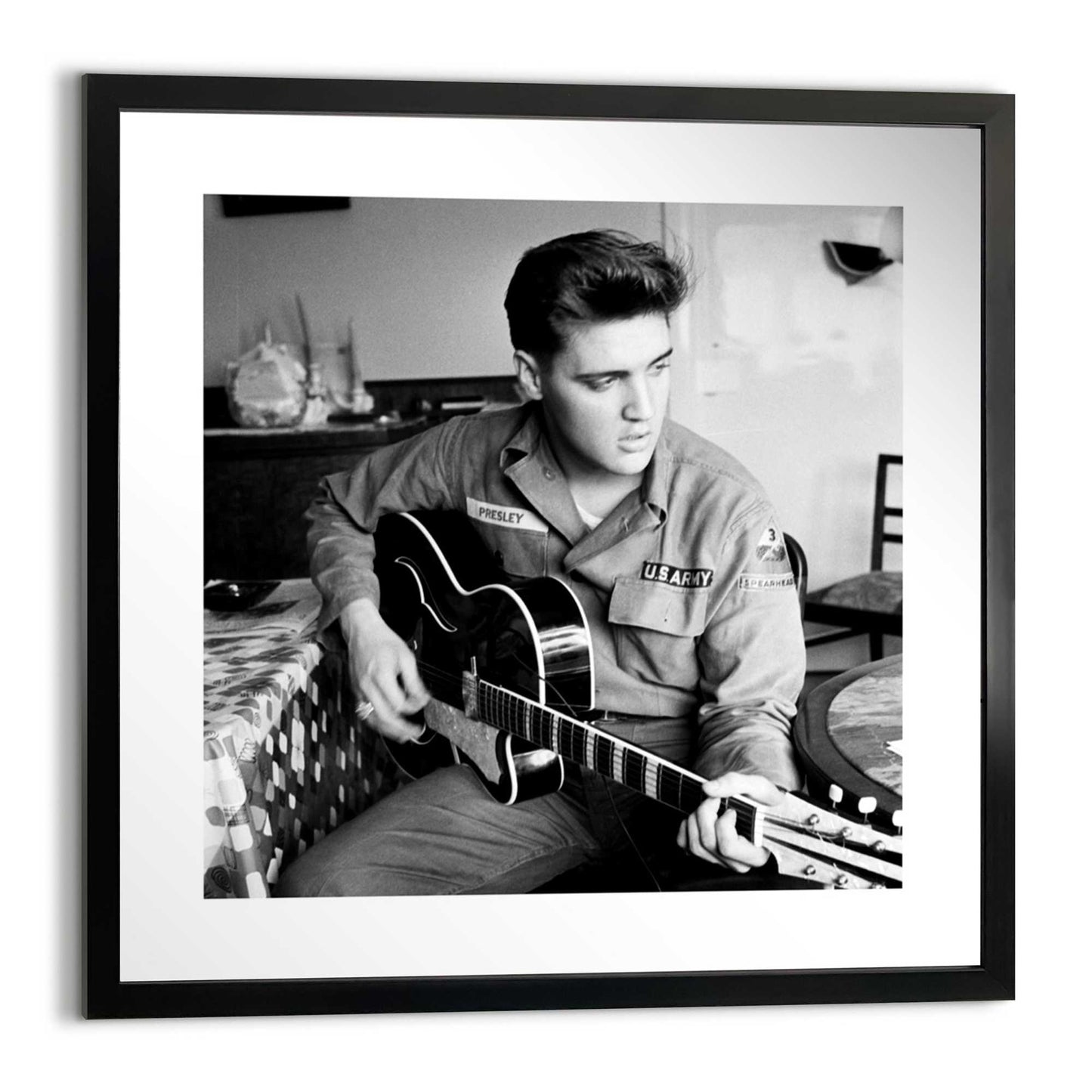 Iconic print in Frame Elvis Presley - US army collections 40x40